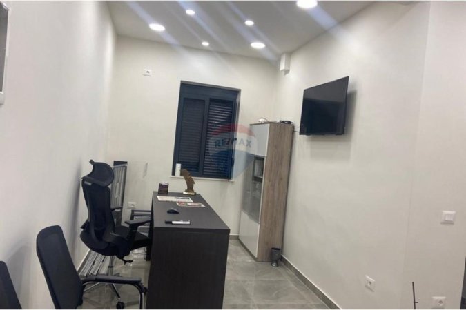 Tirane, shitet dyqan Kati 1, 67 m² 490.000 € (Rruga Sulejman Delvina)