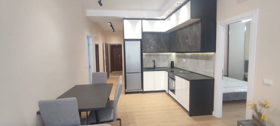 Tirane, shes apartament 2+1+Ballkon Kati 7, 88 m² 142.000 € (Rruga Dritan Hoxha)