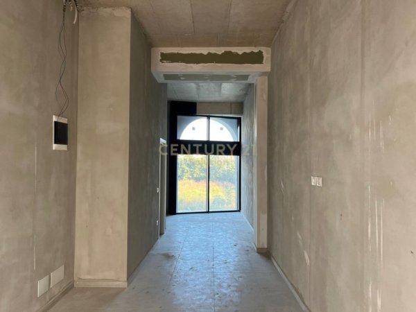 Tirane, jepet me qera Kati 1, 39 m² 350 € 