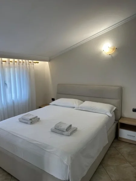 Tirane, jepet me qera apartament 1+1+Ballkon Kati 3, 70 m² 500 € (VASIL SHANTO)