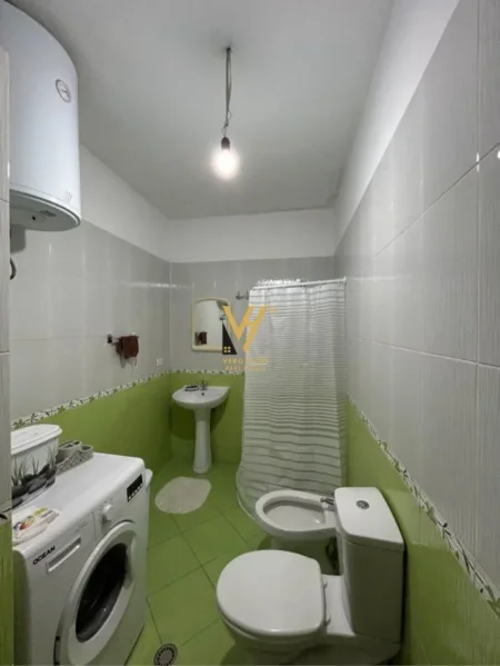 Tirane, jepet me qera apartament 2+1+Ballkon Kati 7, 116 m² 470 € (ASTIR)