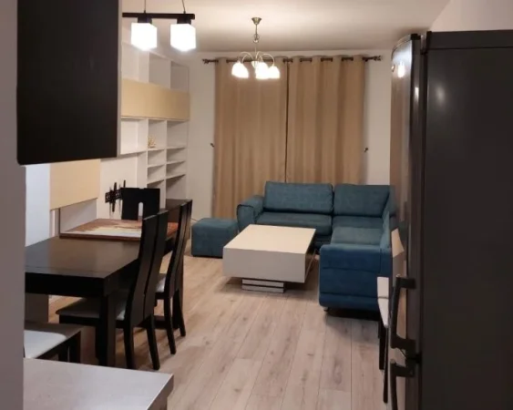 Tirane, jepet me qera apartament 2+1+Aneks+Ballkon Kati 3, 101 m² 550 € (astir)