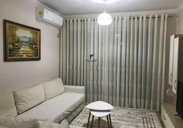 Tirane, jepet me qera apartament 1+1 Kati 2, 67 m² 500 € (YZBERISHT)