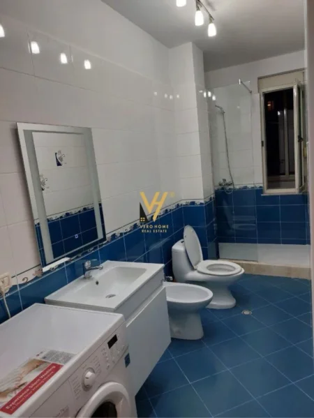 Tirane, jepet me qera apartament 2+1+Ballkon Kati 3, 101 m² 550 € (ASTIR)