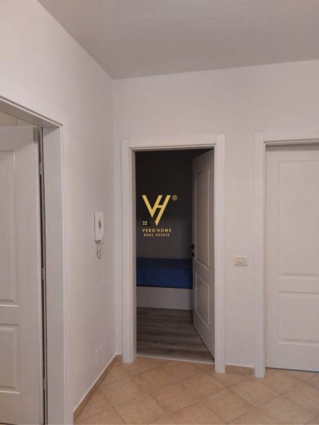 Tirane, jepet me qera apartament 2+1+Ballkon Kati 3, 101 m² 550 € (ASTIR)