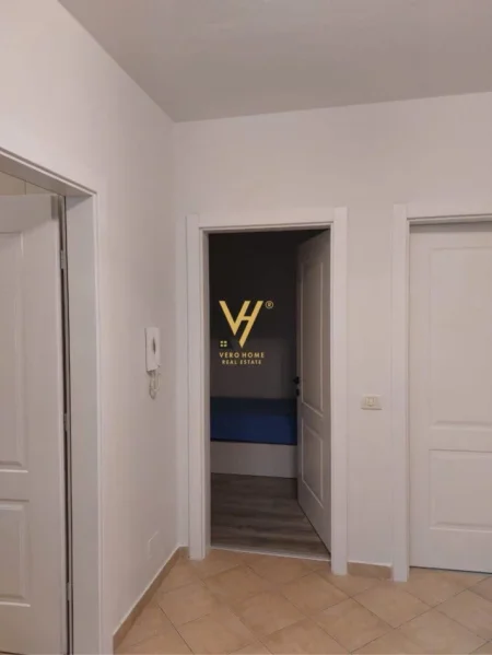 Tirane, jepet me qera apartament 2+1+Ballkon Kati 3, 101 m² 550 € (ASTIR)