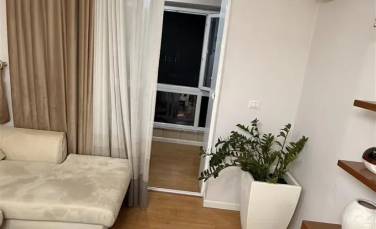 Tirane, shitet apartament 2+1+Ballkon Kati 7, 110 m² 400.000 € (PRANE SPAK, KOMPLEKSI USLUGA)