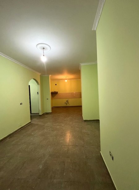 Tirane, shitet apartament 2+1+Aneks+Ballkon Kati 4, 91 m² 122.000 € (Kompleksi Fratari)