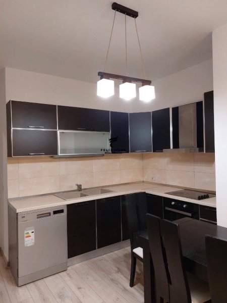 Tirane, jepet me qera apartament 2+1 Kati 3, 101 m² 550 € (ASTIR)
