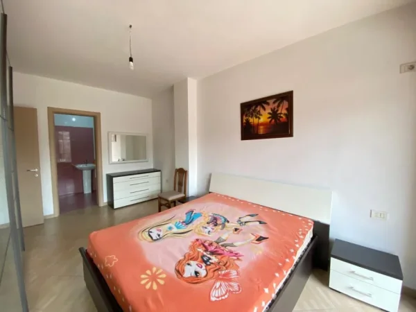 Tirane, jepet me qera apartament 2+1 Kati 2, 110 m² 550 € (Rruga Jordan Misja)