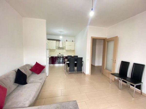 Tirane, jepet me qera apartament 2+1 Kati 2, 110 m² 550 € (Rruga Jordan Misja)