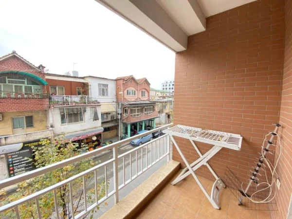 Tirane, jepet me qera apartament 2+1 Kati 2, 110 m² 550 € (Rruga Jordan Misja)