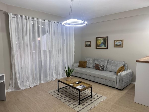 Apartament me Qira tek Rruga e Elbasanit tek Shkolla e Baletit pranë Viva Market, Kati 5, 68 m² 690 €URO