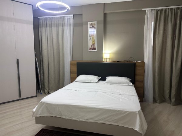Apartament me Qira tek Rruga e Elbasanit tek Shkolla e Baletit pranë Viva Market, Kati 5, 68 m² 690 €URO