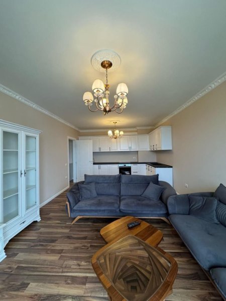 Tirane, shitet apartament 2+1 Kati 3, 125 m² 250.000 € (liqeni thate)