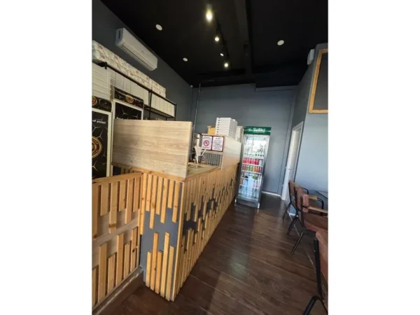 Tirane, shitet ambjent biznesi Kati 0, 35 m² 40.000 € (Astir , Rruga Teodor Keko)