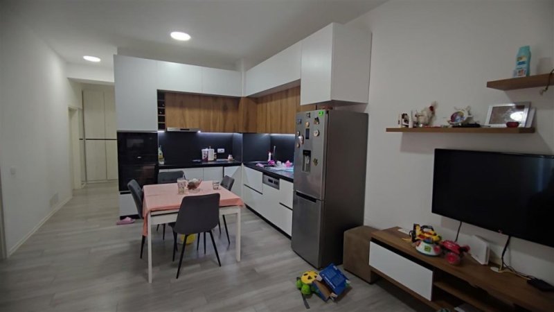 Tirane, shitet apartament 2+1 Kati 3, 99 m² 175.000 € (Kompleksi Mangalem 21,)