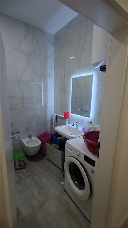 Tirane, shitet apartament 2+1 Kati 3, 99 m² 175.000 € (Kompleksi Mangalem 21,)