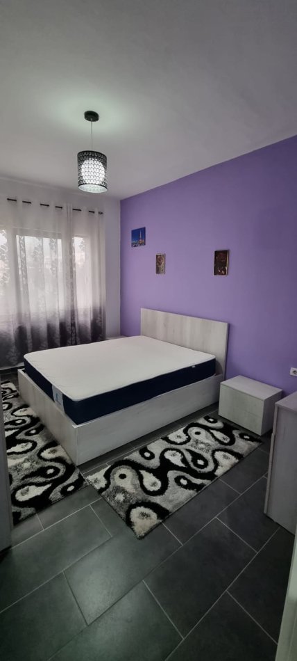 Tirane, jepet me qera apartament 1+1 Kati 2, 60 m² 400 € 