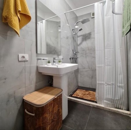 🏡 Shitet Studio / Garsoniere 35 m² | Komuna e Parisit – Tiranë 📍