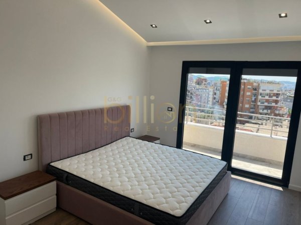Tirane, jap me qera apartament 2+1+Ballkon Kati 7, 120 m² 575 € 