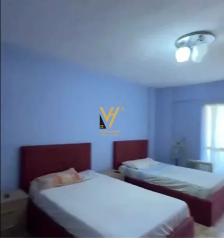 Tirane, jepet me qera apartament 2+1+Ballkon Kati 6, 120 m² 600 € (LAPRAKE)