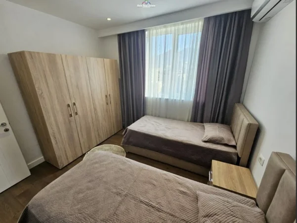 Tirane, jepet me qera apartament 2+1+Ballkon , 100 m² 1.000 € (Prane Prokurorise se Tiranes)