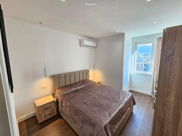 Tirane, jepet me qera apartament 2+1 Kati 7, 100 m² 1.000 € (mine peza)