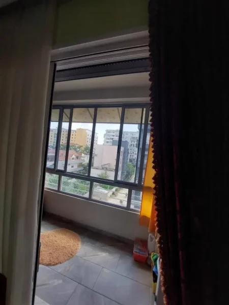 Tirane, shitet apartament 2+1 Kati 3, 78 m² 140.000 € (Kinostudio mbrapa Policis)