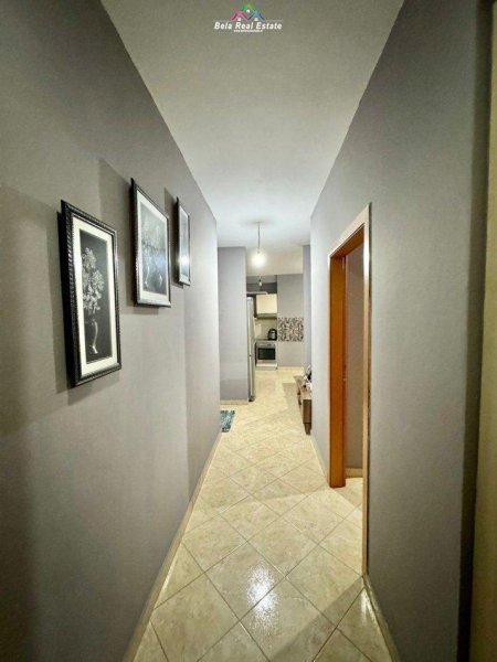 Tirane, jepet me qera apartament 1+1 Kati 3, 60 m² 450 € (astrit llosha)