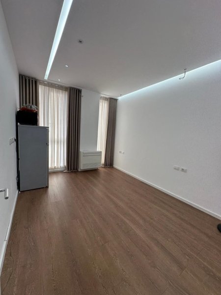 Tirane, shitet apartament 3+1+Ballkon Kati 3, 151 m² 350.000 €