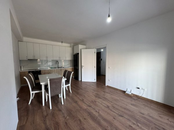 Tirane, shitet apartament 2+1 Kati 1, 105 m² 200.000 € 