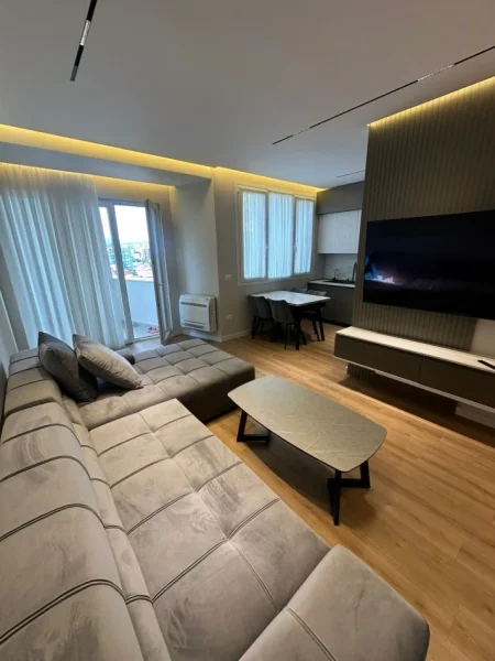 Tirane, shitet apartament 2+1+Ballkon Kati 3, 106 m² 260.000 € (River Residence)