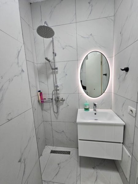 Tirane, shitet garsonier Kati 10, 30 m² 93.000 € (Kompleksi Kontakt)