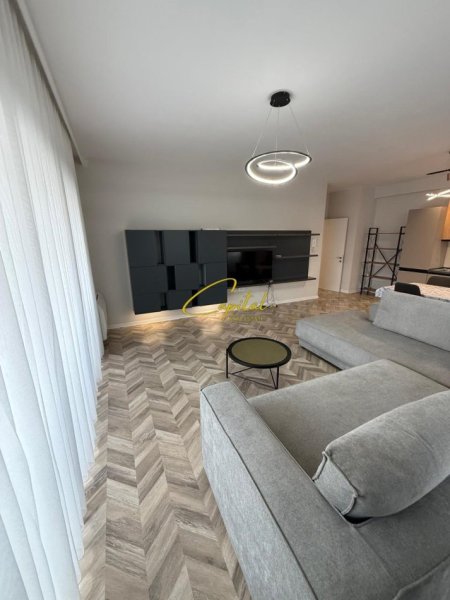 Tirane, jepet me qera apartament 3+1 Kati 3, 125 m² 900 € (PAZARI I RI)