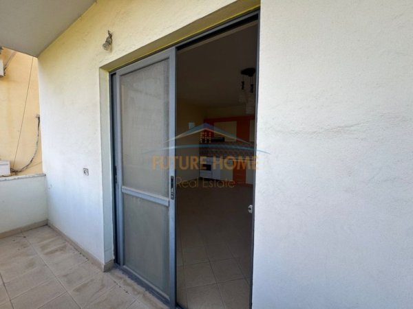 Tirane, jap me qera apartament 1+1+Ballkon Kati 3, 66 m² 400 € (LAPRAKE)