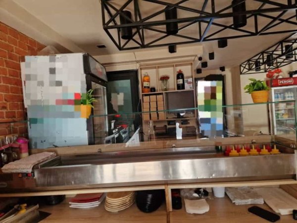 Tirane, jepet me qera ambjent biznesi Kati 0, 110 m² 1.000 € (RRUGA DIBRES)