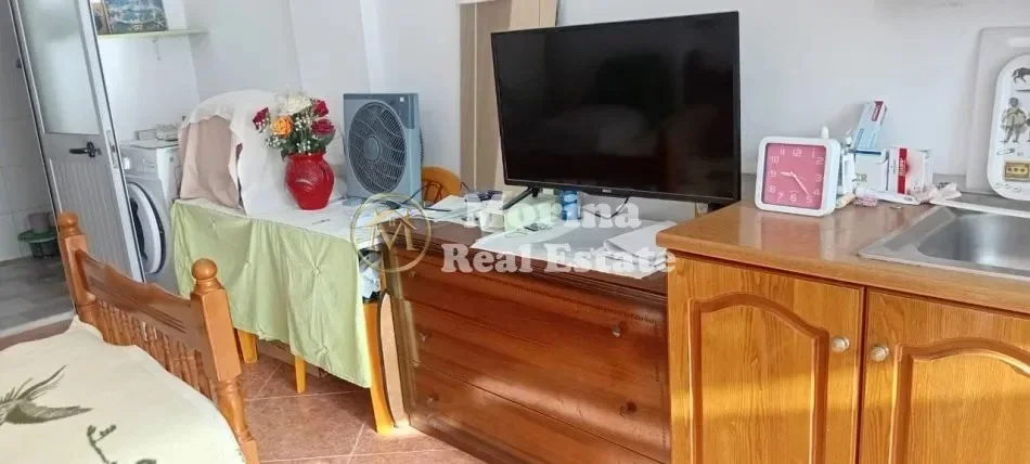 Durres, shitet garsonier Kati 1, 25 m² 50.000 € (Rruga Pavarsia)