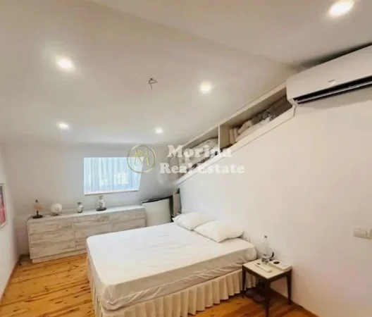 Tirane, jepet me qera apartament 2+1 Kati 4, 100 m² 800 € (Liqeni i Thate)