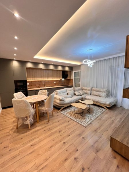 Tirane, jepet me qera apartament 2+1+Ballkon Kati 4, 98 m² 1.000 € (Rruga.Sulejman Pasha)