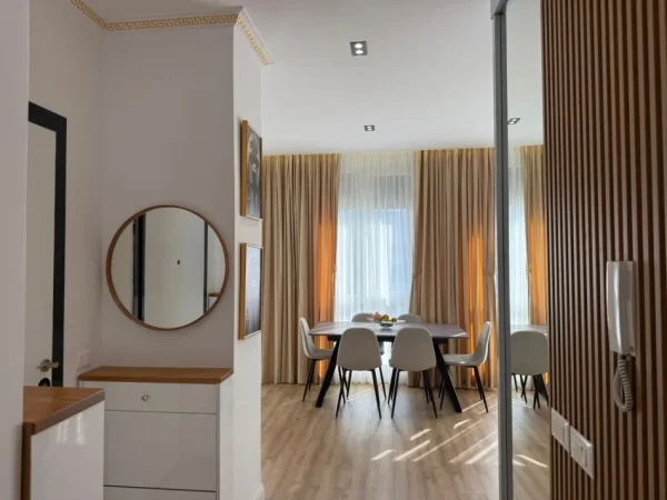 Tirane, jepet me qera apartament 2+1+Ballkon Kati 9, 115 m² (Ish Fusha e Aviacionit)
