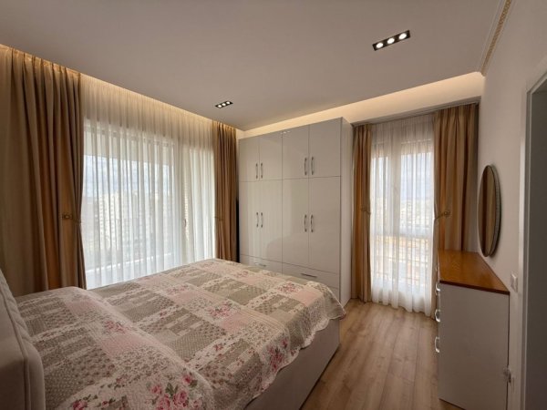 Tirane, jepet me qera apartament 2+1+Ballkon Kati 9, 115 m² (Ish Fusha e Aviacionit)