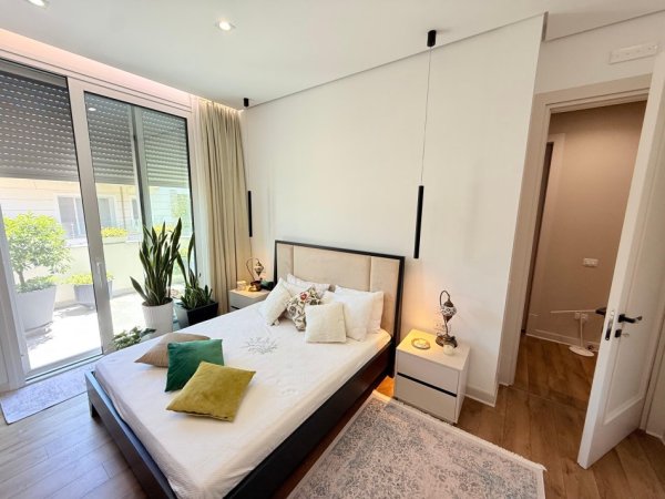 Tirane, shitet apartament+verande | Penthouse 3+1+Aneks+Ballkon , 261 m² (Kopshti Botanik)