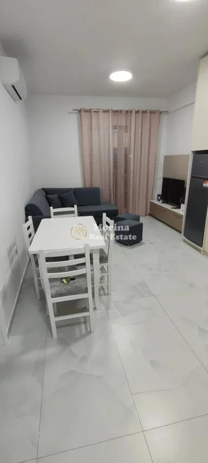 Tirane, jepet me qera apartament 1+1+Ballkon Kati 1, 60 m² 400 € (Fresk)