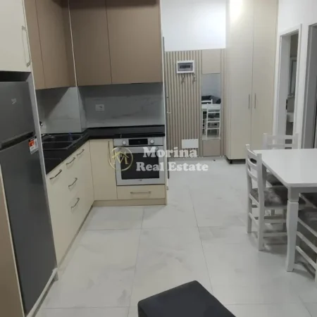 Tirane, jepet me qera apartament 1+1+Ballkon Kati 1, 60 m² 400 € (Fresk)