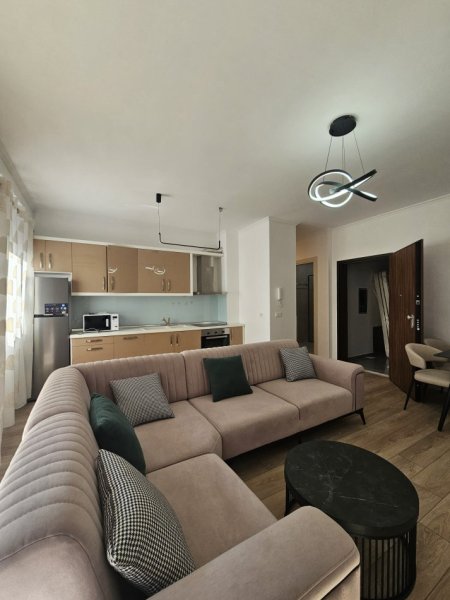 Tirane, jepet me qera apartament 2+1 Kati 2, 85 m² 800 € 