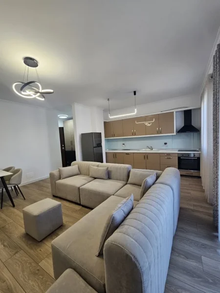 Tirane, jepet me qera apartament 2+1 Kati 2, 85 m² 800 € 