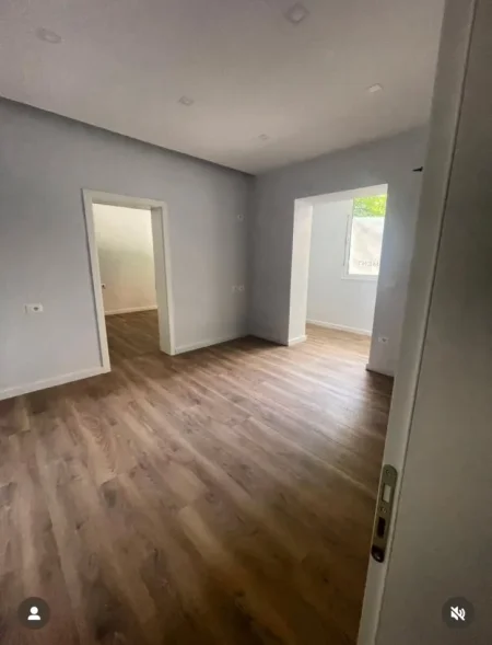 Tirane, shitet apartament 3+1 Kati 6, 133 m² 133.000 € 