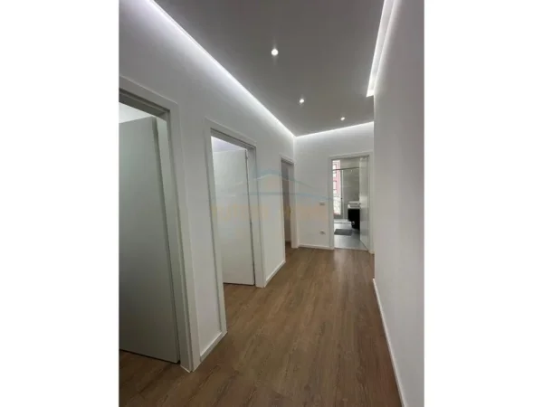 Tirane, shitet apartament 3+1+Ballkon Kati 3, 151 m² 350.000 € (JORDAN MISJA)