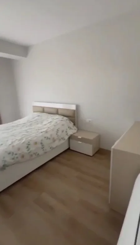 Jepet me qera apartament Kati 3, 74 m² 500 € (Kodra e Diellit)